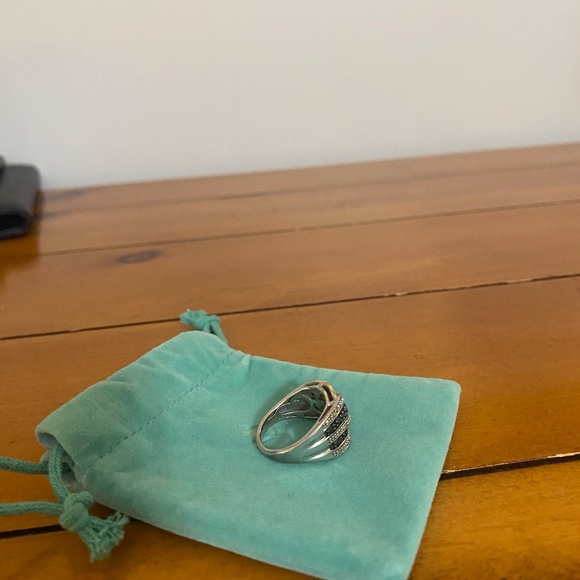 Black & White Diamond Ring - Picture 4 of 4